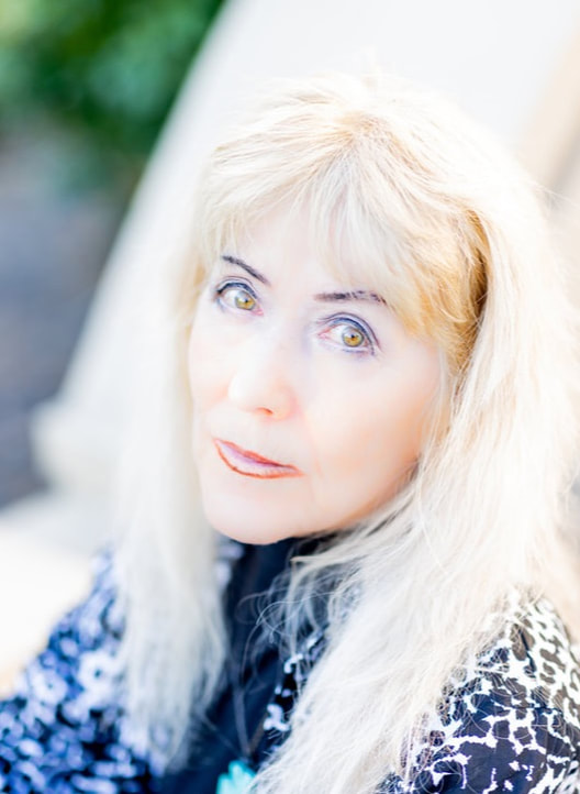 Published portrait of poet and novelist Lindsey Martin-Bowen, photographed by Nelli Sudbrock